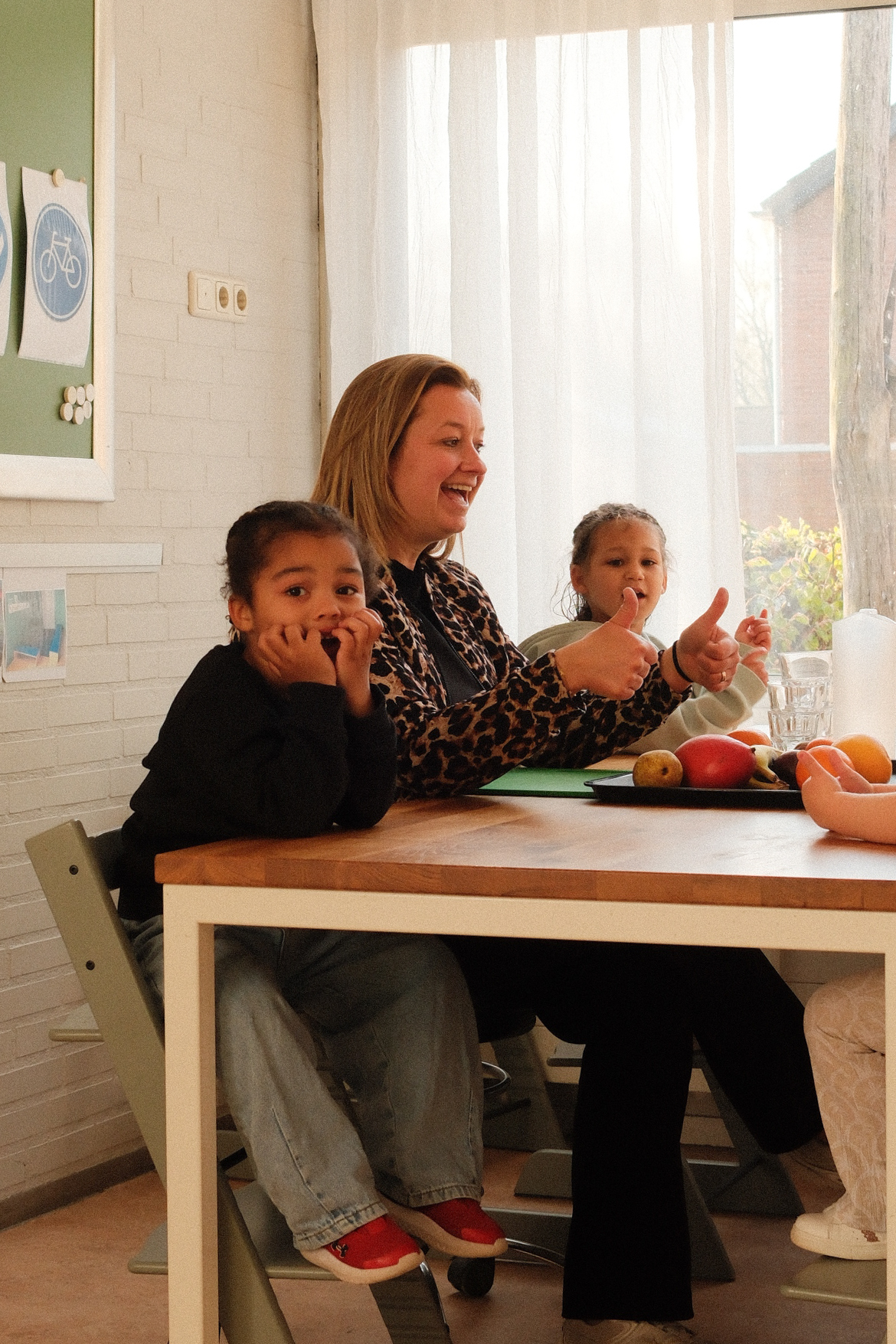 Peuteropvang De Alm fruit eten