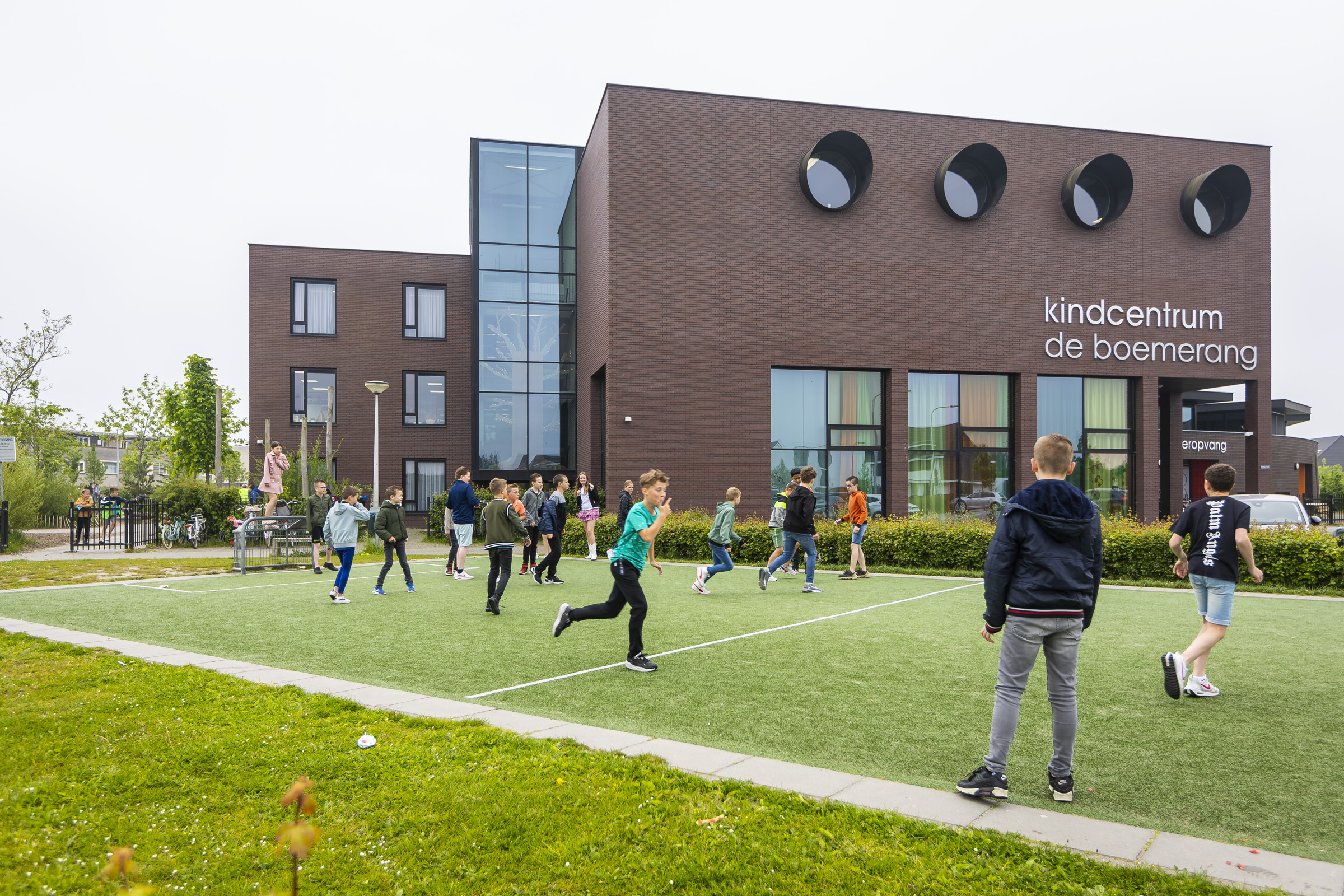 Basisschool De Boemerang Tilburg buiten spelen