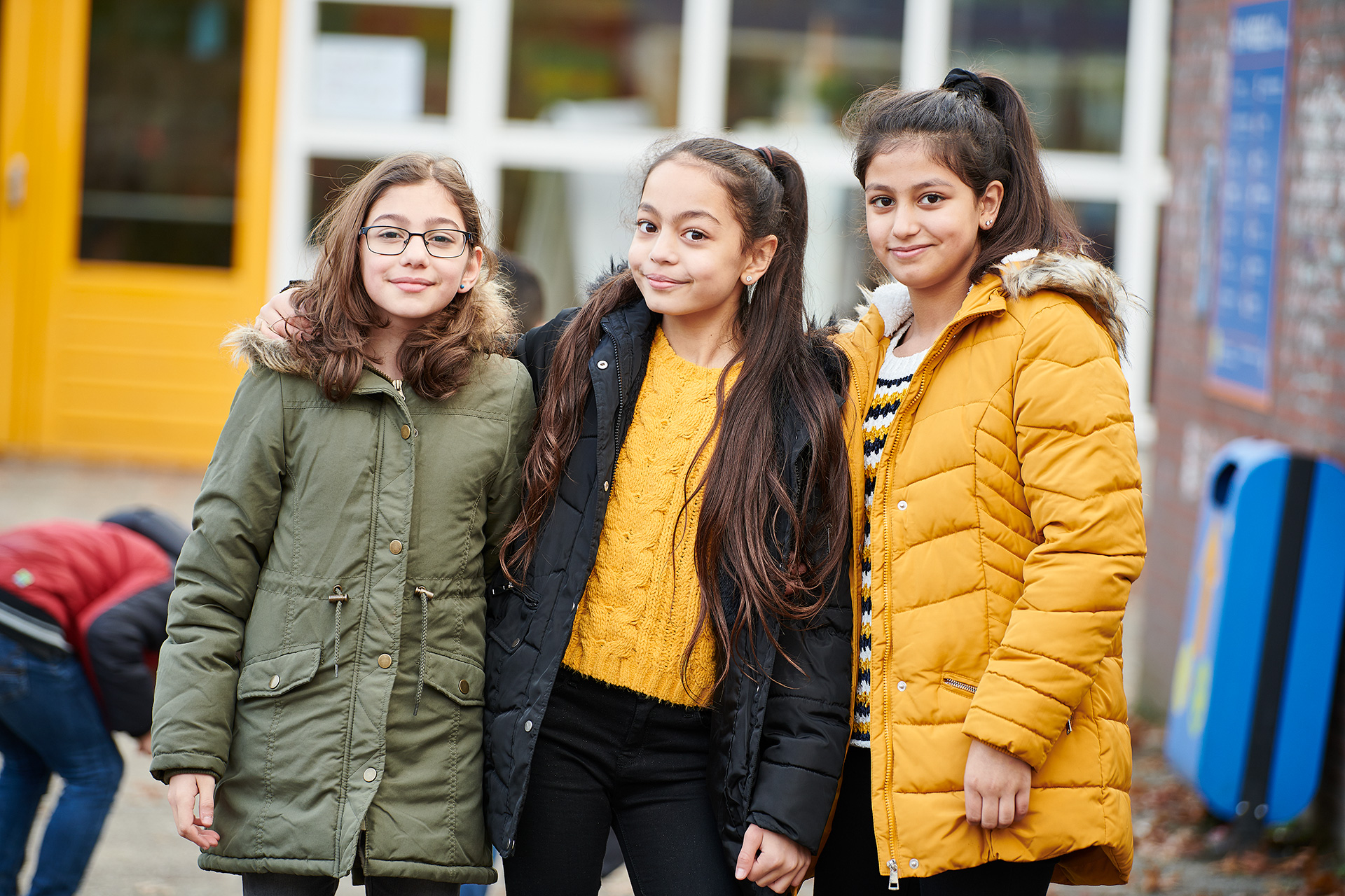 Leerlingen op het schoolplein