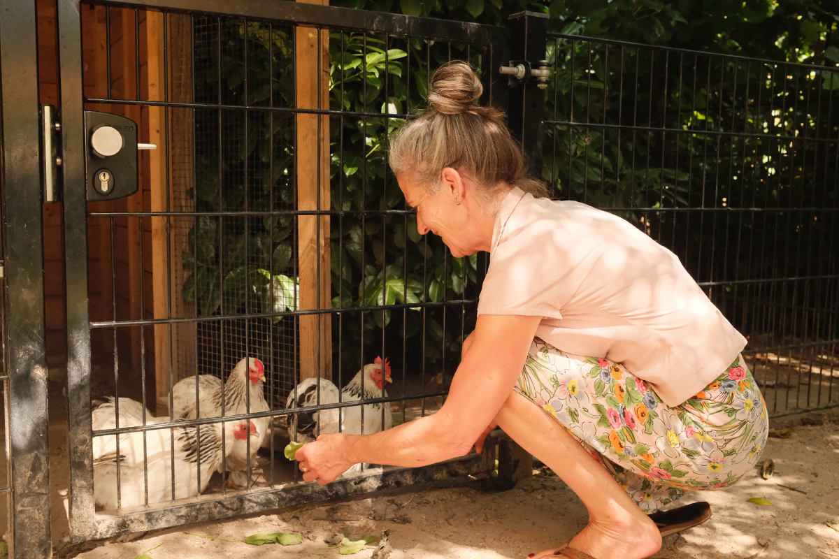 Carla met kippen