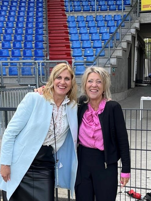 Astrid en Carin