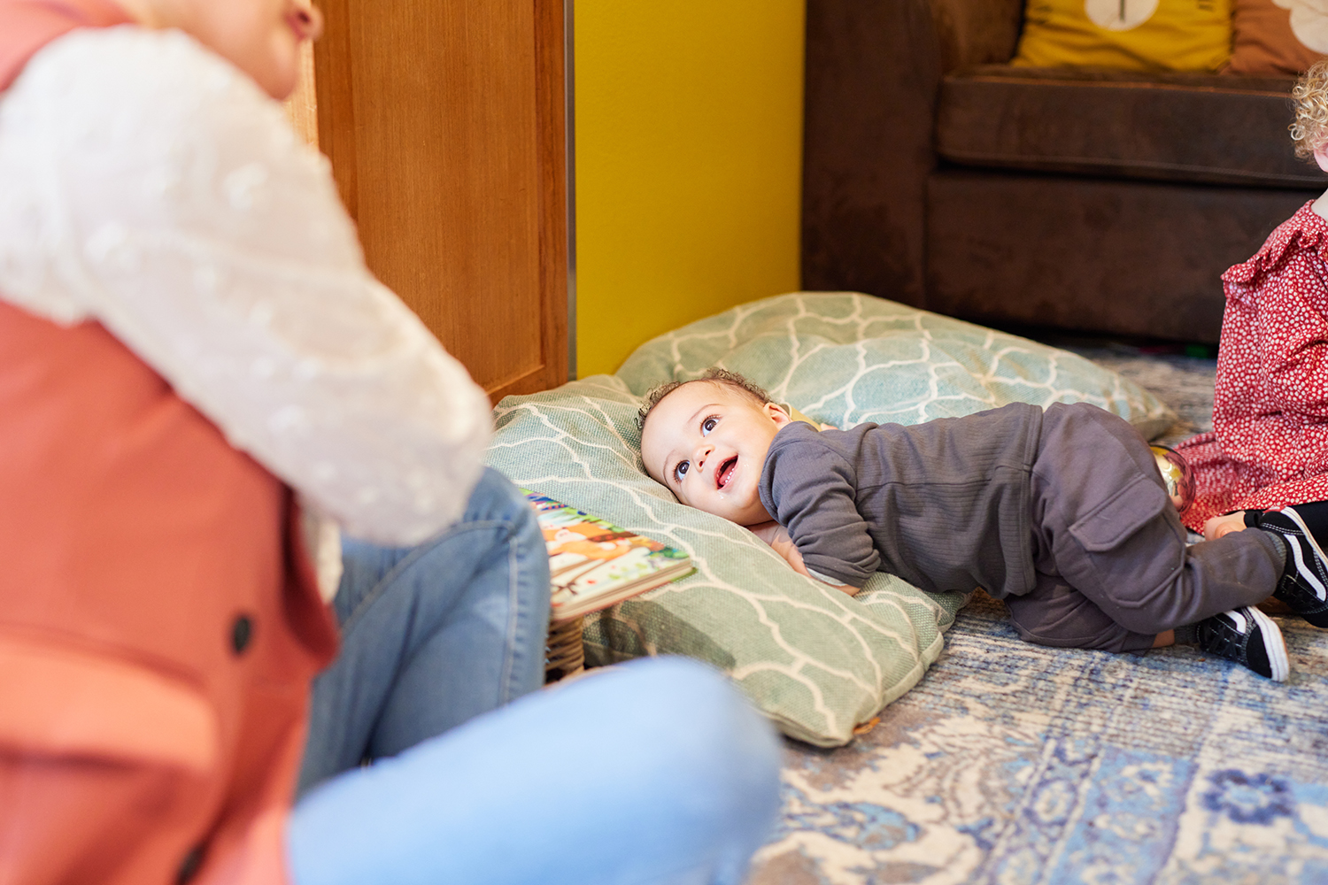 Kind bij kinderdagverblijf